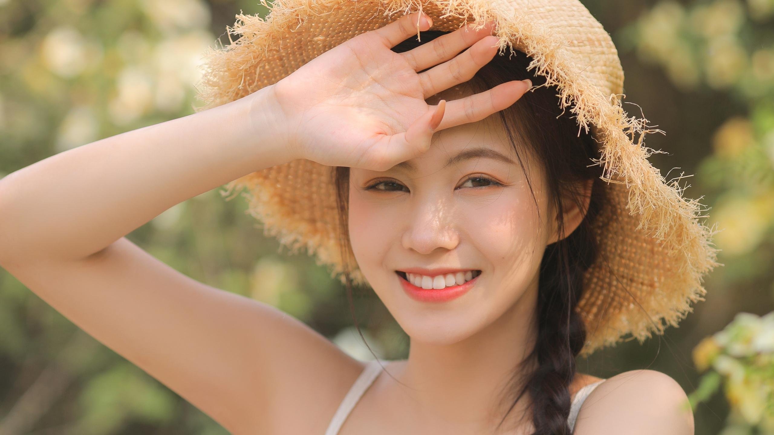 2026年高尔夫模拟器推荐:家用室内练习设备,室内高尔夫模拟器怎么使用